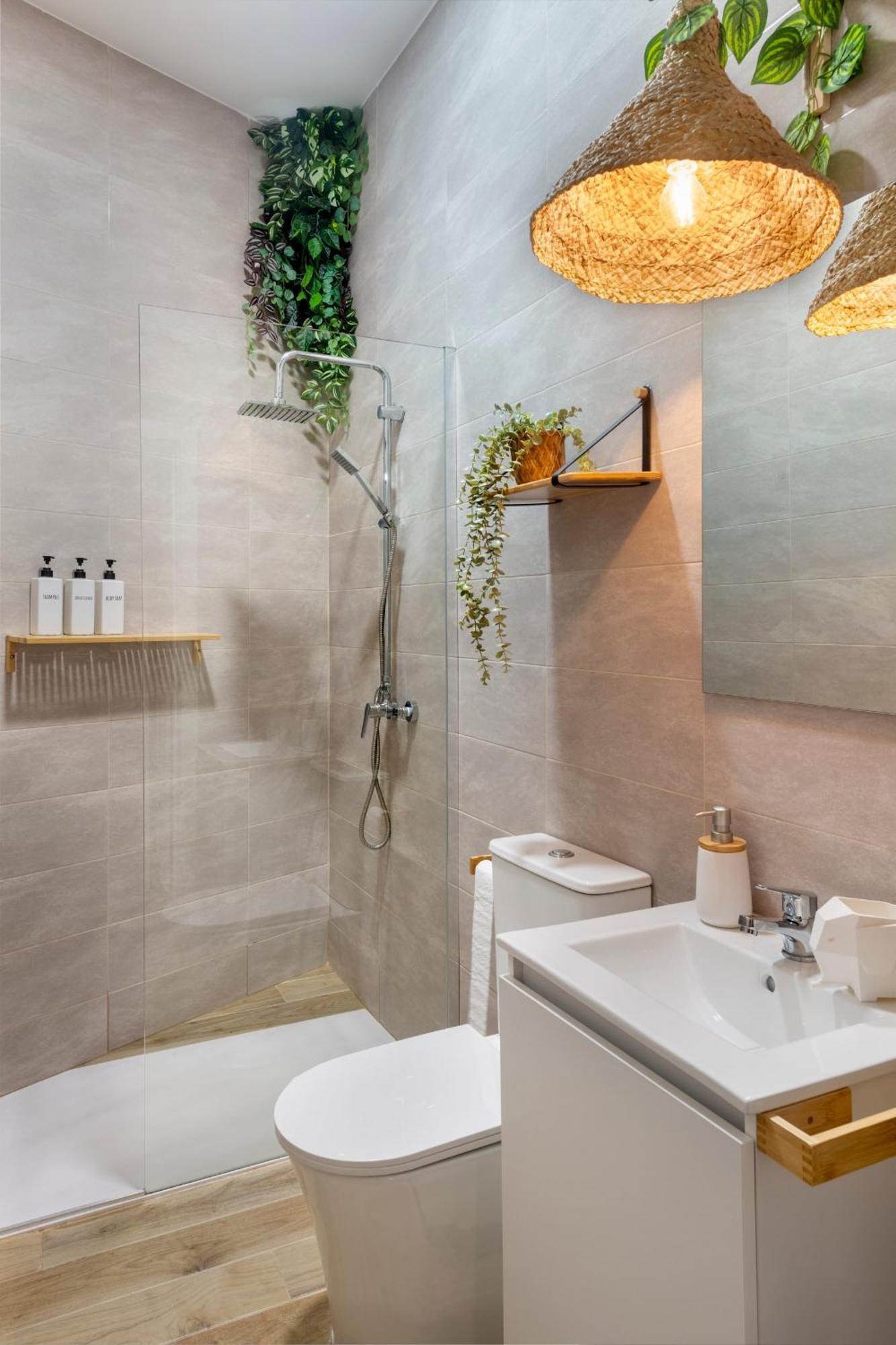 Calma Muralla House-Two Bedrooms & Two Bathrooms Sevilla Bagian luar foto